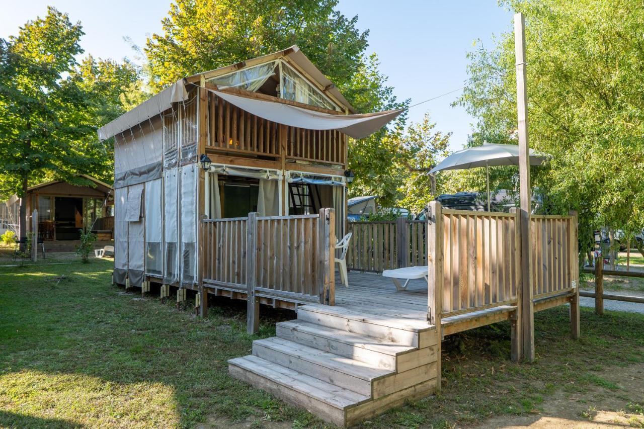 Camping Eden Glamping Дормелето Екстериор снимка